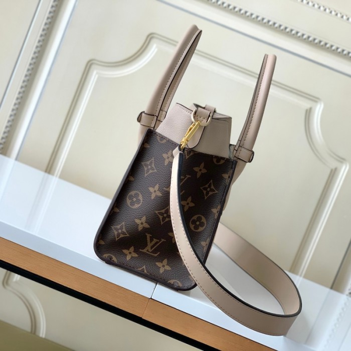 l**is V*t*n monogram canvas on my side pm m57729