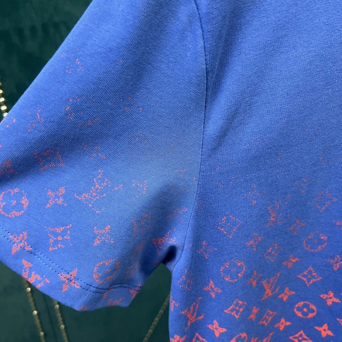 l**is V*t*n lvse monogram gradient t-shirt 1a8wmr