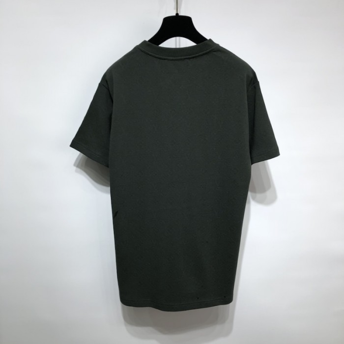 l**is V*t*n signature 3d pocket monogram t-shirt 1a8wn5