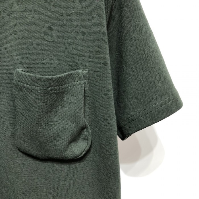 l**is V*t*n signature 3d pocket monogram t-shirt 1a8wn5