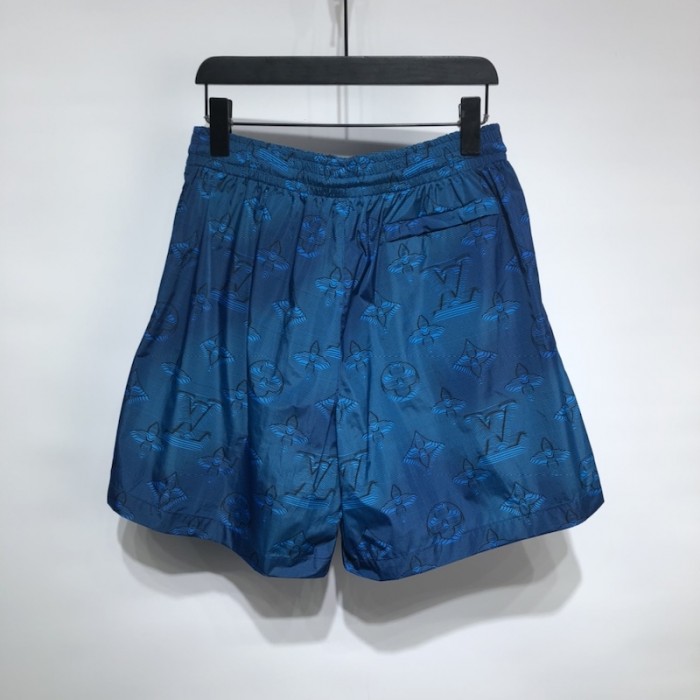 l**is V*t*n 2054 printed swimwear