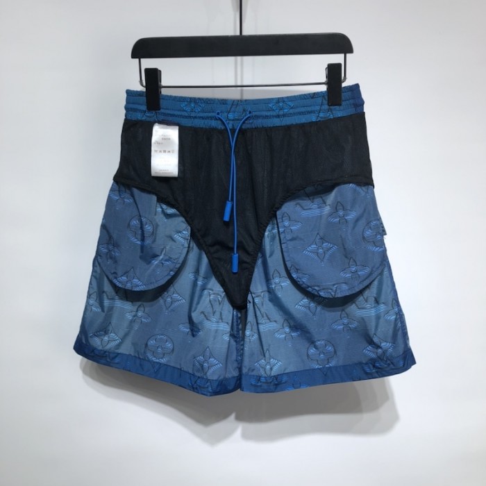 l**is V*t*n 2054 printed swimwear