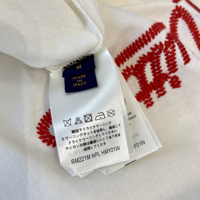 l**is V*t*n embroidered l**is V*t*n mockneck tee 1a9gmo