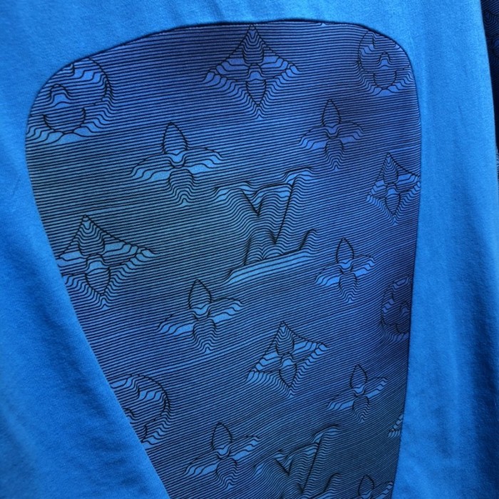 l**is V*t*n 2054 intarsia printed tee 1a9gn3