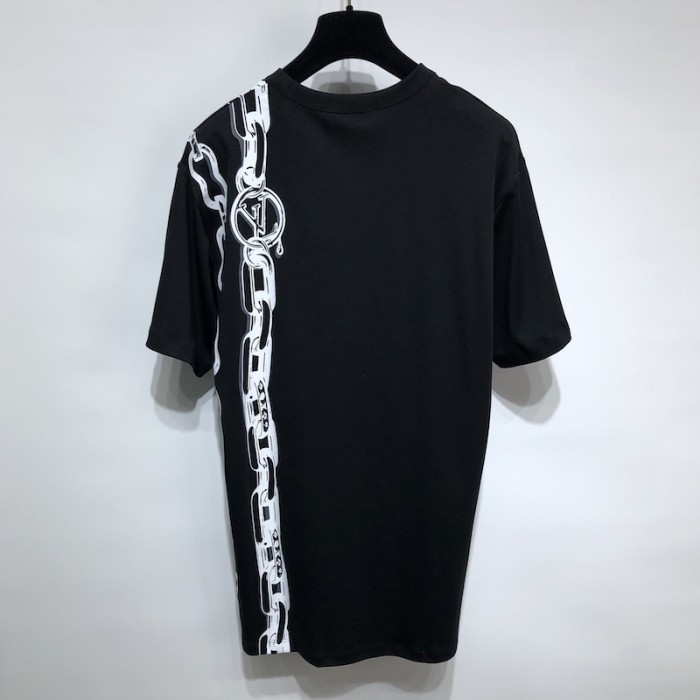 l**is V*t*n chain print t-shirt 1a9nps