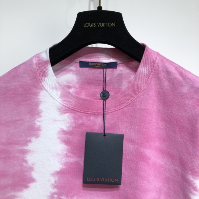 l**is V*t*n tie&dye t-shirt with lv signature 1a9sx1