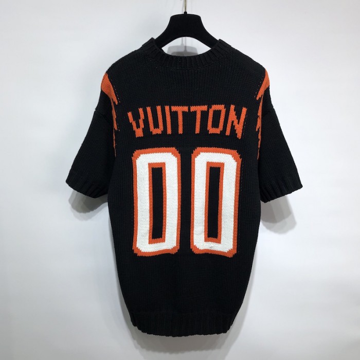 l**is V*t*n chunky intarsia football t-shirt 1a9sxg