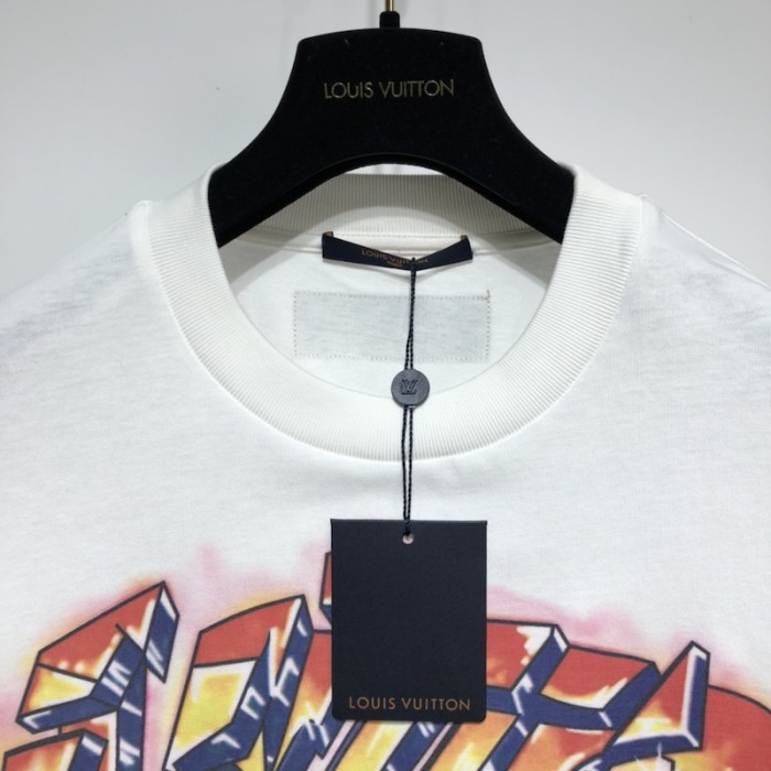 l**is V*t*n V*t*n graffiti t-shirt 1a9t6r