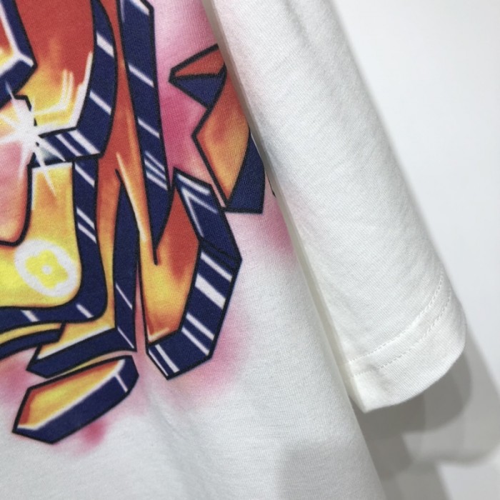 l**is V*t*n V*t*n graffiti t-shirt 1a9t6r
