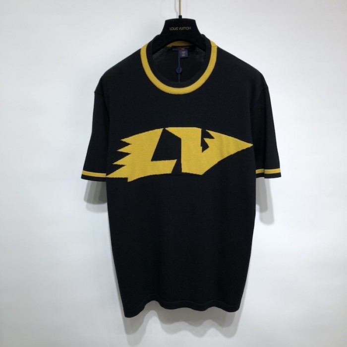 l**is V*t*n intarsia football t-shirt 1a9tax