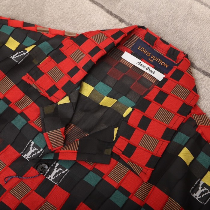 l**is V*t*n hawaiian shirt 1a9tb4