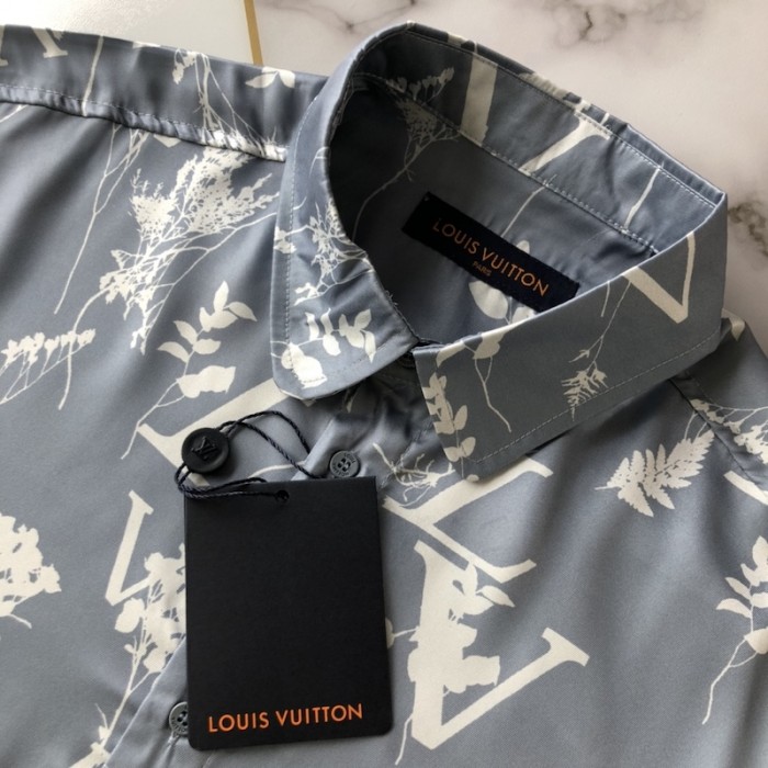l**is V*t*n lv printed leaf regular shirt 1aa4id