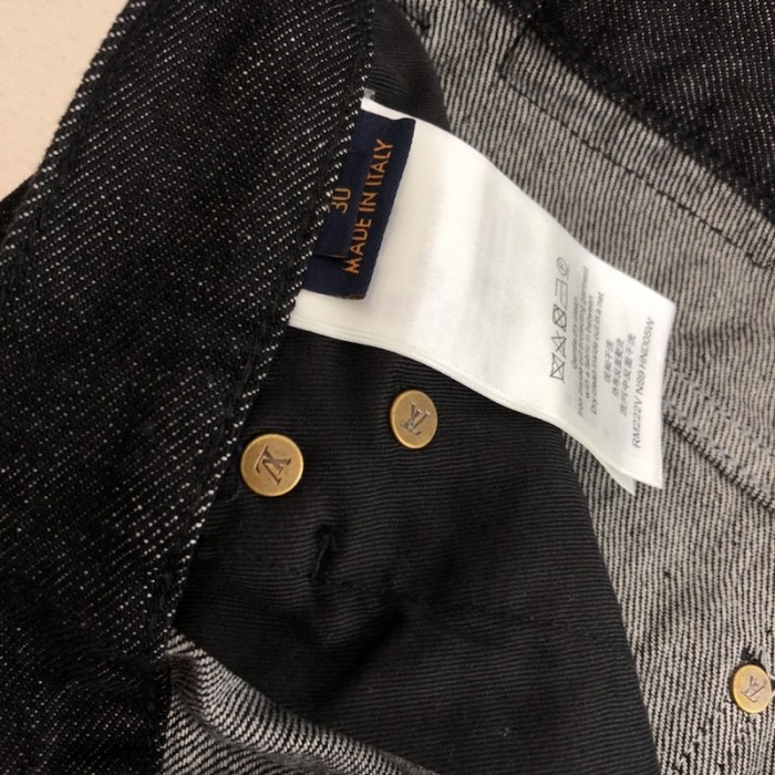 l**is V*t*n karakoram denim pants 1aa4nj
