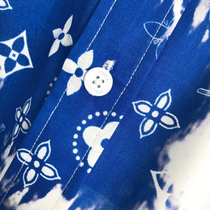 l**is V*t*n monogram bandana short-sleeved shirt 1aa4ud