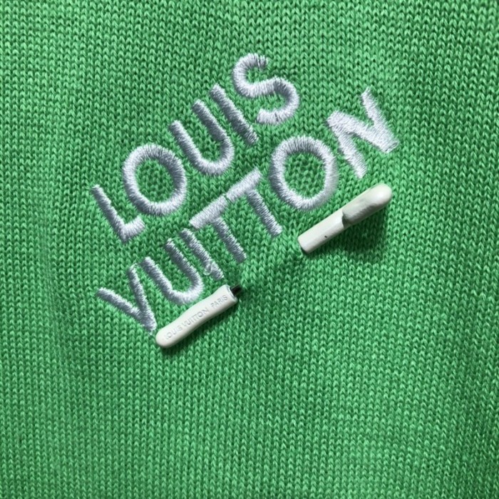 l**is V*t*n signature short-sleeved crewneck green