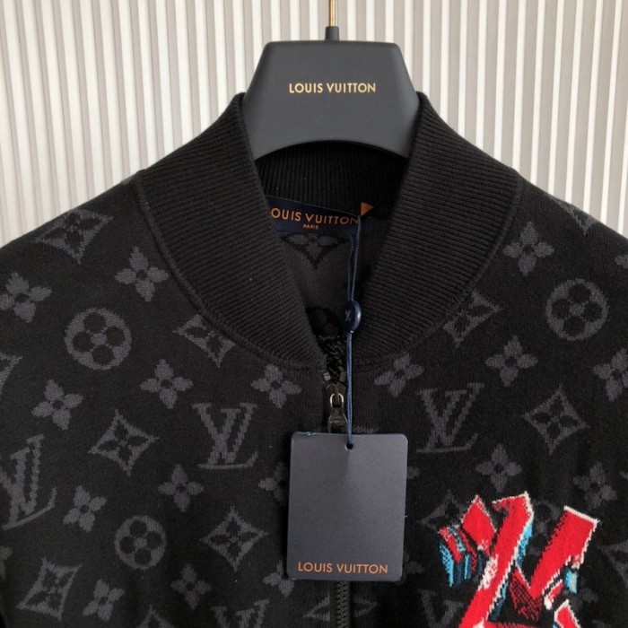 l**is V*t*n lv graffiti zipped blouson 1aa4xu