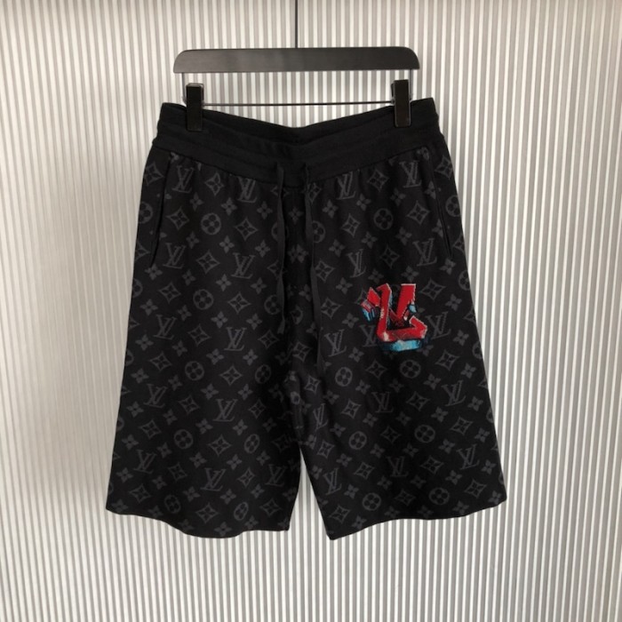 l**is V*t*n lv graffiti shorts 1aa4y0