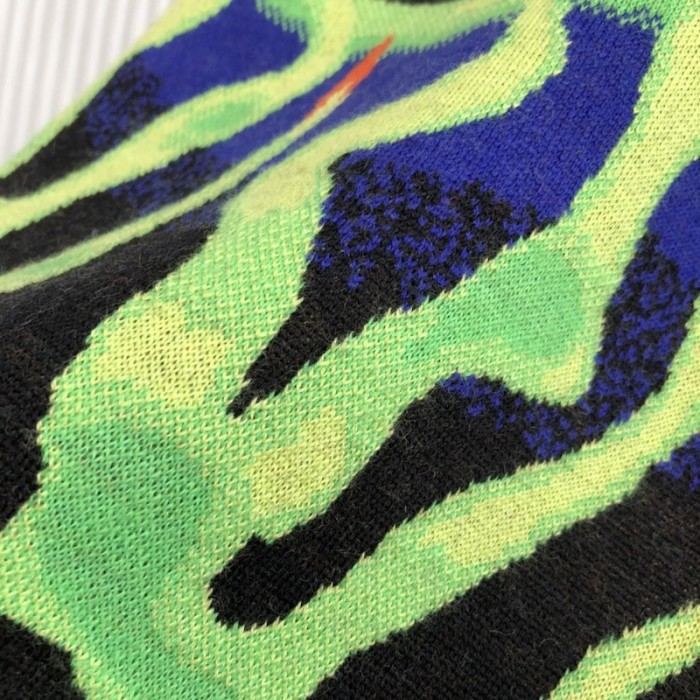 l**is V*t*n graphic crewneck 1aa548