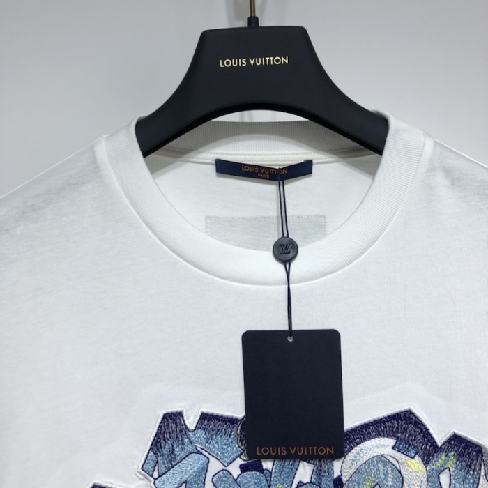 l**is V*t*n 3d lv graffiti embroidered t-shirt white