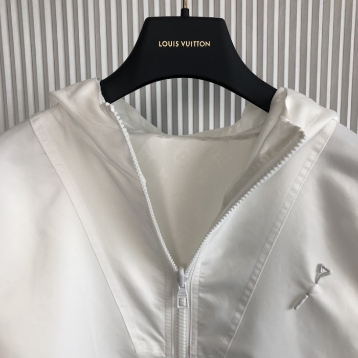 l**is V*t*n lvse monogram reversible windbreaker 1aa59a