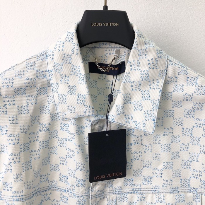 l**is V*t*n landscape short-sleeved denim shirt 1aa5c2