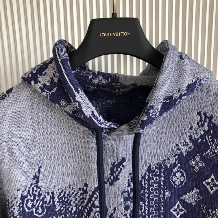 l**is V*t*n monogram bandana short-sleeved hoodie 1aa5eg