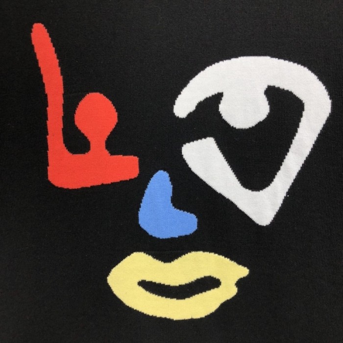 l**is V*t*n short-sleeved crewneck black