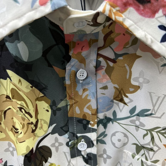 l**is V*t*n classic flower shirt 1aagky