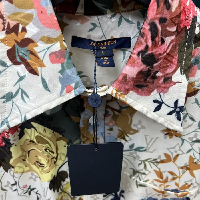 l**is V*t*n classic flower shirt 1aagky