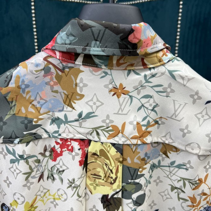 l**is V*t*n classic flower shirt 1aagky