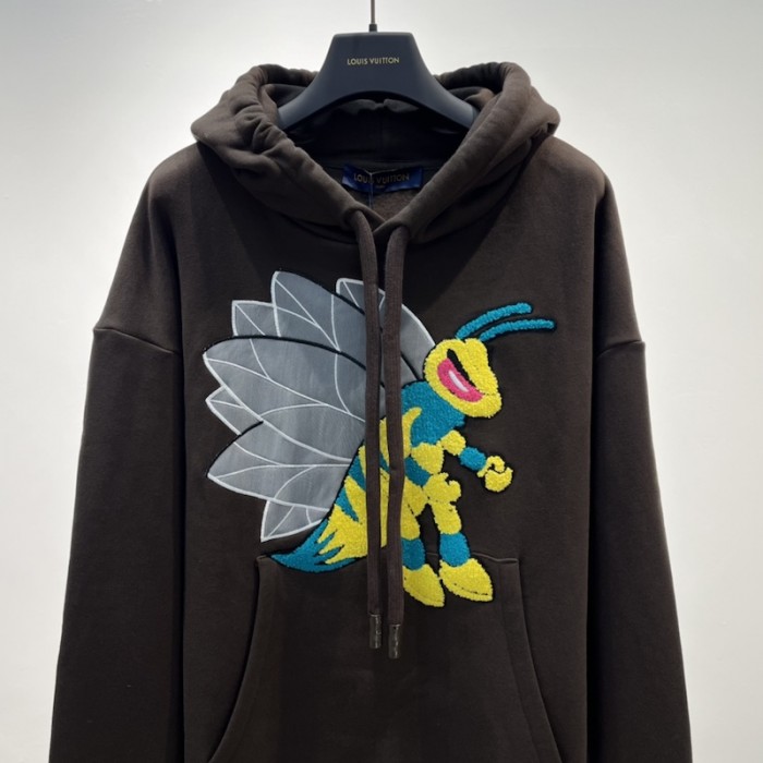 l**is V*t*n graphic bee patched hoodie 1aagpg