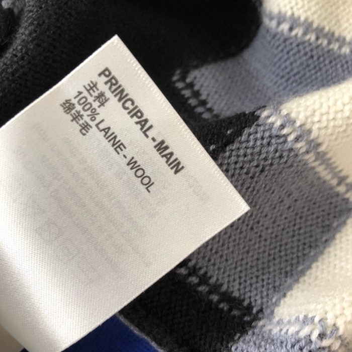 l**is V*t*n lv fair isle macro crewneck 1aatw3