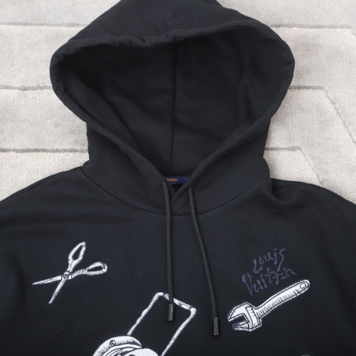 l**is V*t*n lv multi-tools embrodered hoodie 1ab4ub