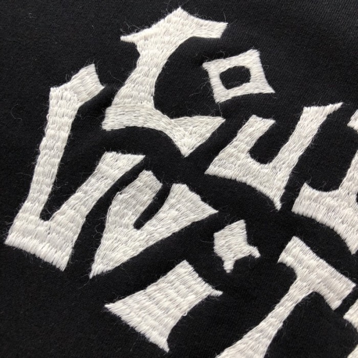 l**is V*t*n lv comics owl patch crewneck 1ab4vs