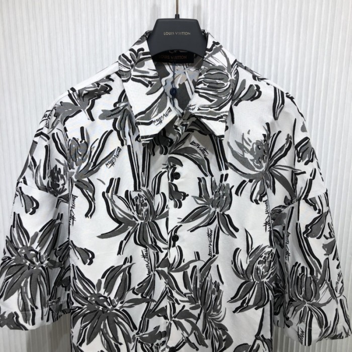 l**is V*t*n multi buttonholes short-sleeved pyjama shirt 1ab5hu