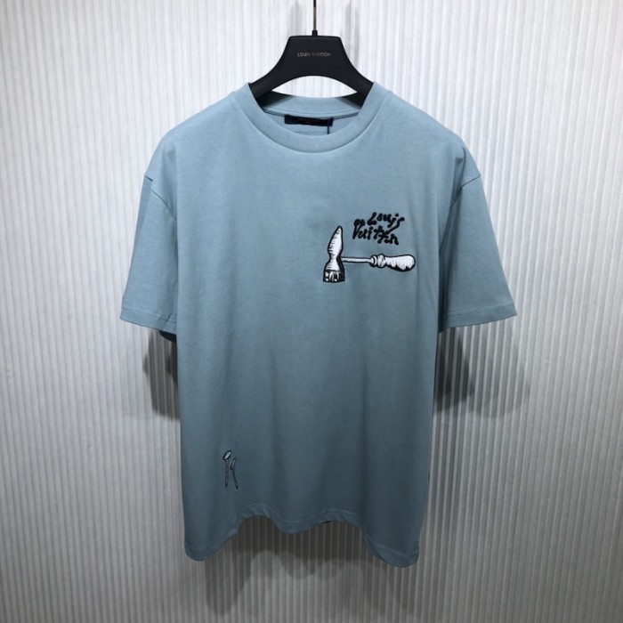 l**is V*t*n lv multi-tools embroidered t-shirt 1ab5ig
