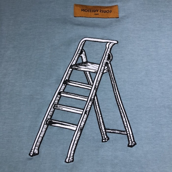 l**is V*t*n lv multi-tools embroidered t-shirt 1ab5ig