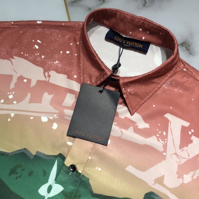 l**is V*t*n printed long-sleeved shirt 1abj0i