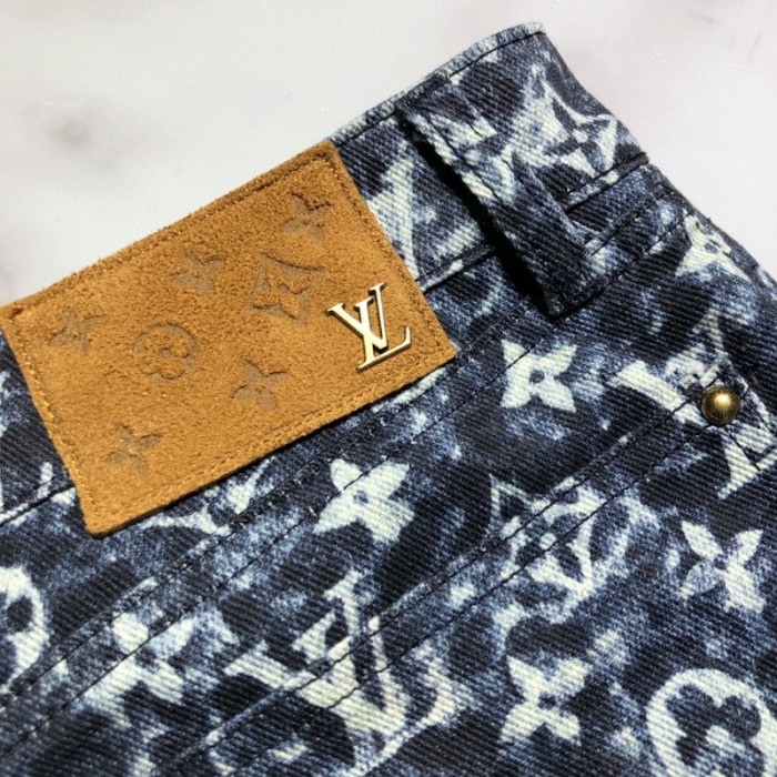 l**is V*t*n monogram denim pants 1abjml