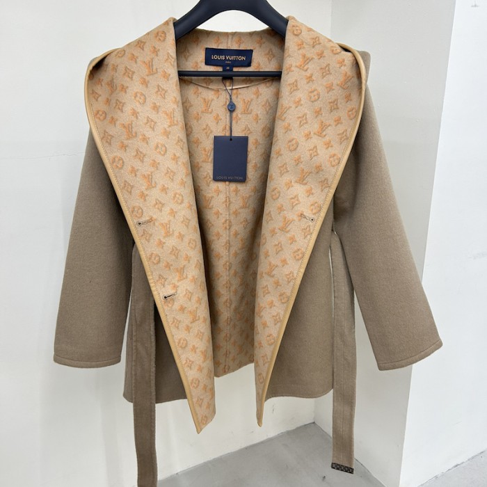l**is V*t*n 3d monogram double-breasted wrap coat 1abt6v