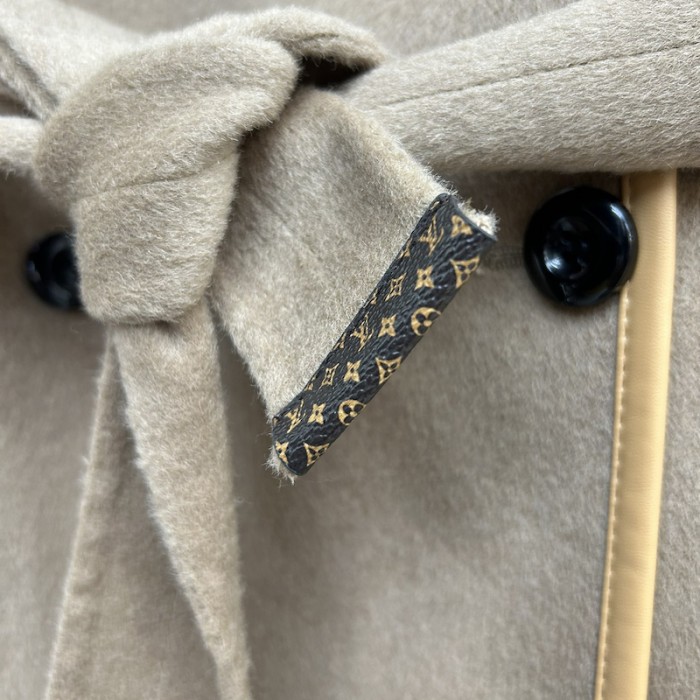 l**is V*t*n 3d monogram double-breasted wrap coat 1abt6v