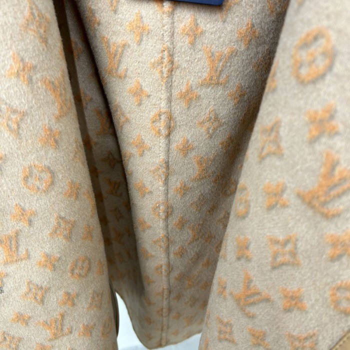 l**is V*t*n 3d monogram double-breasted wrap coat 1abt6v