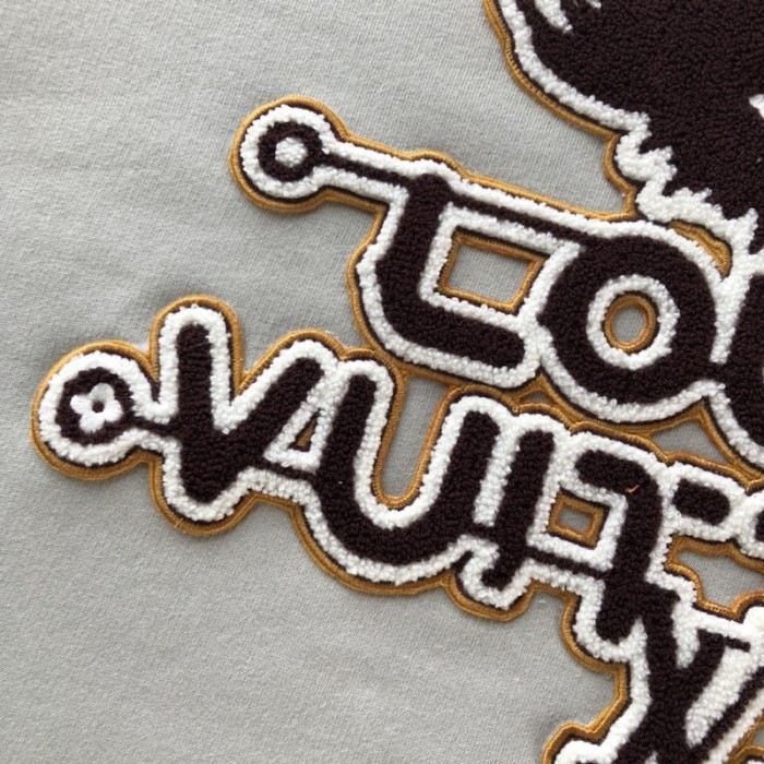 l**is V*t*n embroidered cotton sweatshirt 1abyju