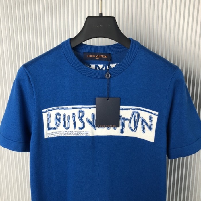 l**is V*t*n short-sleeved cotton crewneck 1afald