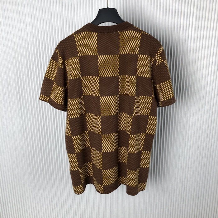 l**is V*t*n short-sleeved cotton damier crewneck with crystal lv patch 1afiur