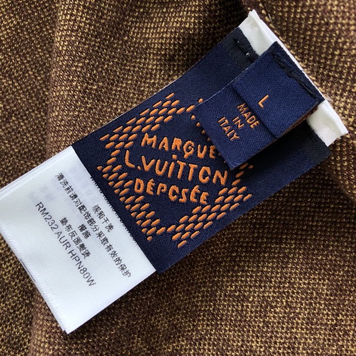 l**is V*t*n short-sleeved cotton damier crewneck with crystal lv patch 1afiur