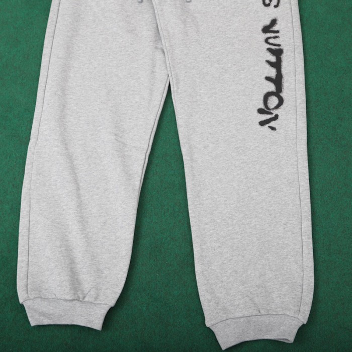 l**is V*t*n sweat trousers 1a96xh