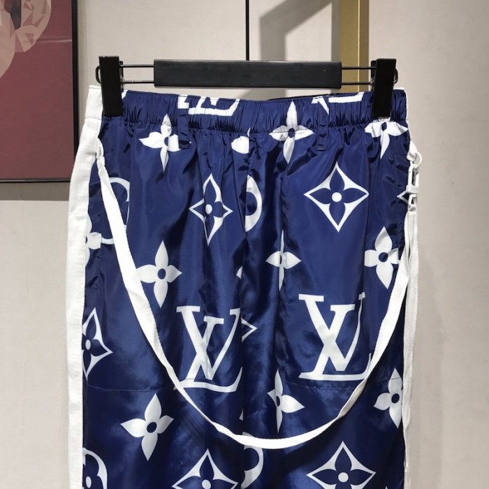 LV Eescale Bermuda Pants 1A7SFB
