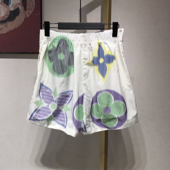 LV Multicolor Monogram Hawaiian Short 1A7X47