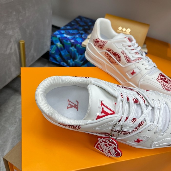 l**is V*t*n trainer sneaker 1a9jar